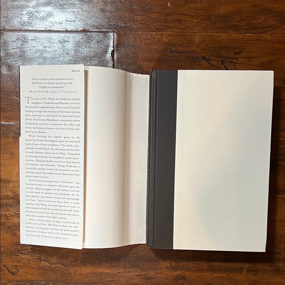 Wolf Winter by Cecilia Ekbäck - Picture 4 of 8